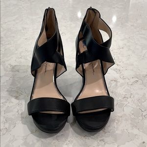 Jessica Simpson Wedge